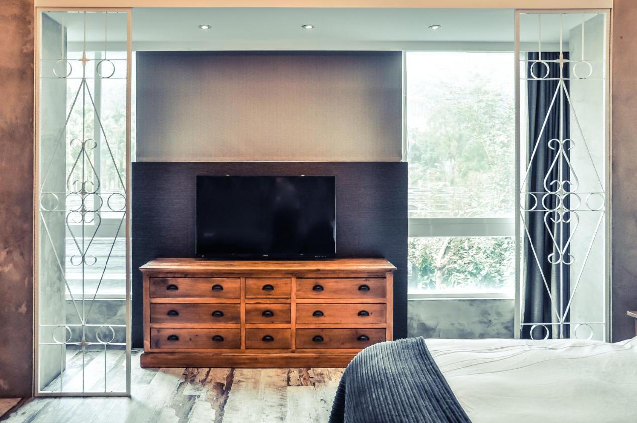 Look Bed And Breakfast Yuchi Buitenkant foto