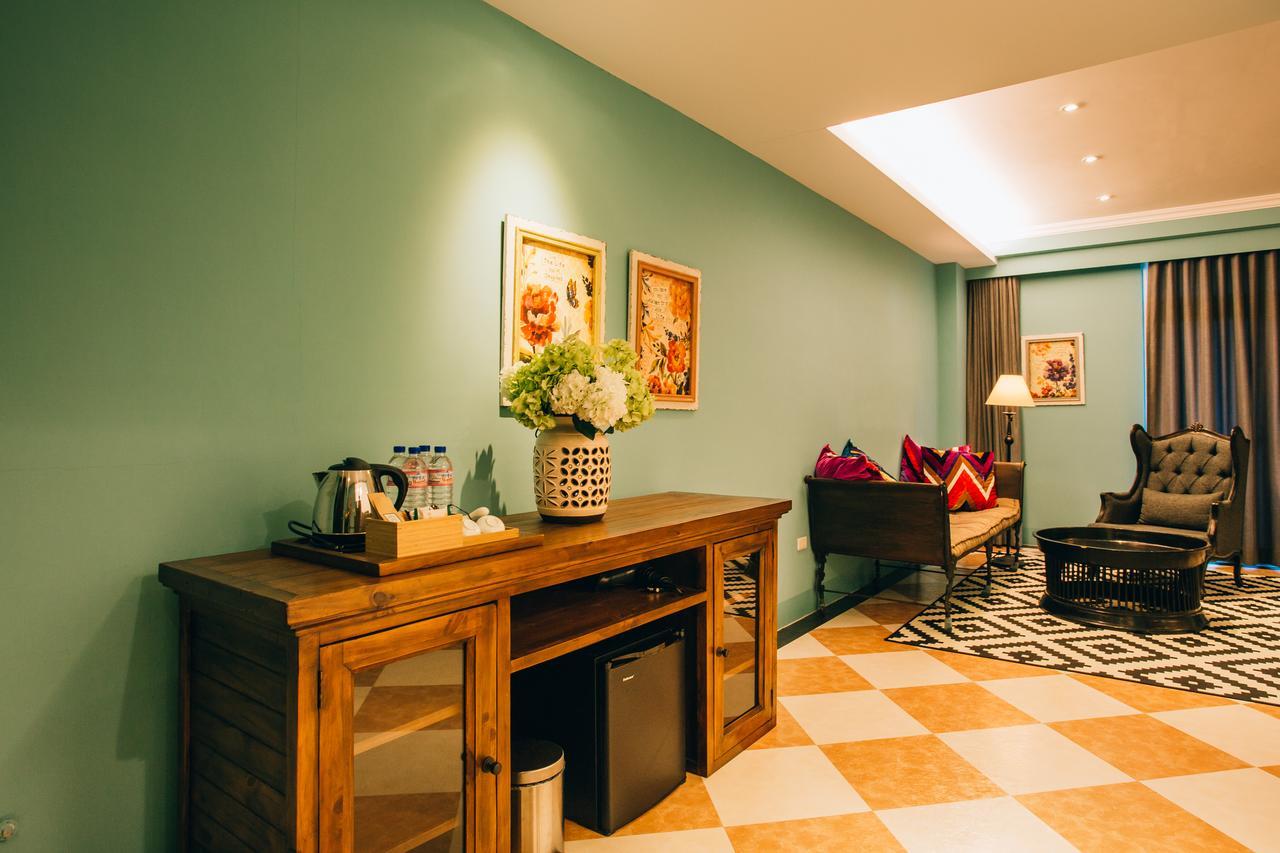 Look Bed And Breakfast Yuchi Buitenkant foto